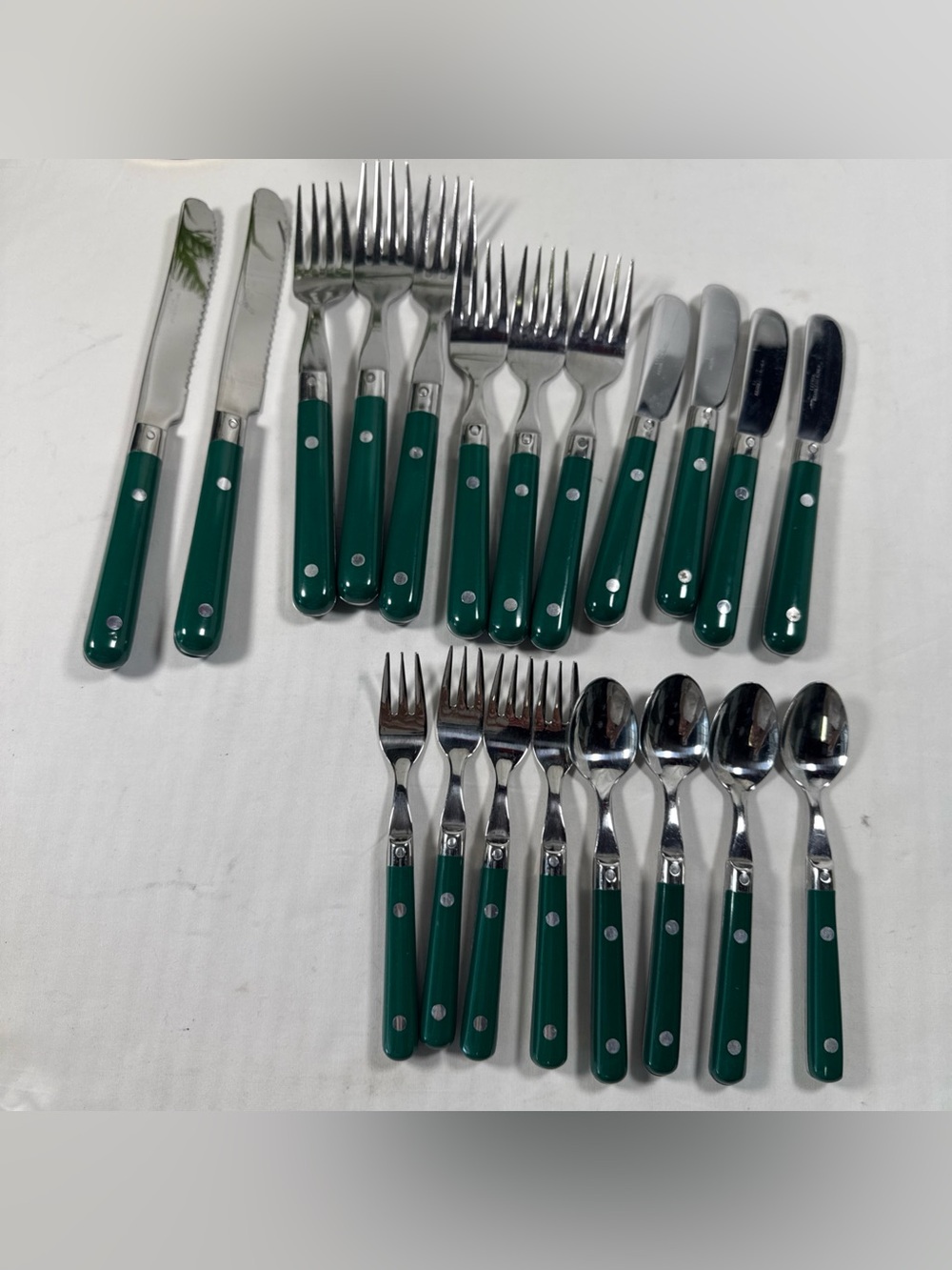 Le Prix Vintage Green Handle Stainless Cutlery Set - 20 Pieces Vintage